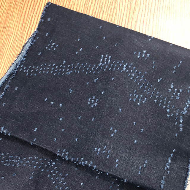 Aiguillage et traitement jacquard du denim